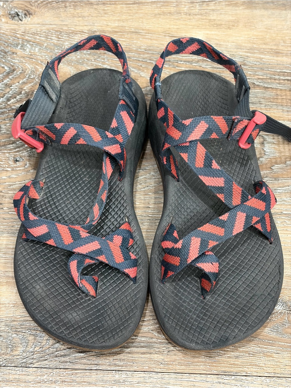 Chaco Women’s Navy & Coral Webbing Sandals, Size 10 - Picture 4 of 7